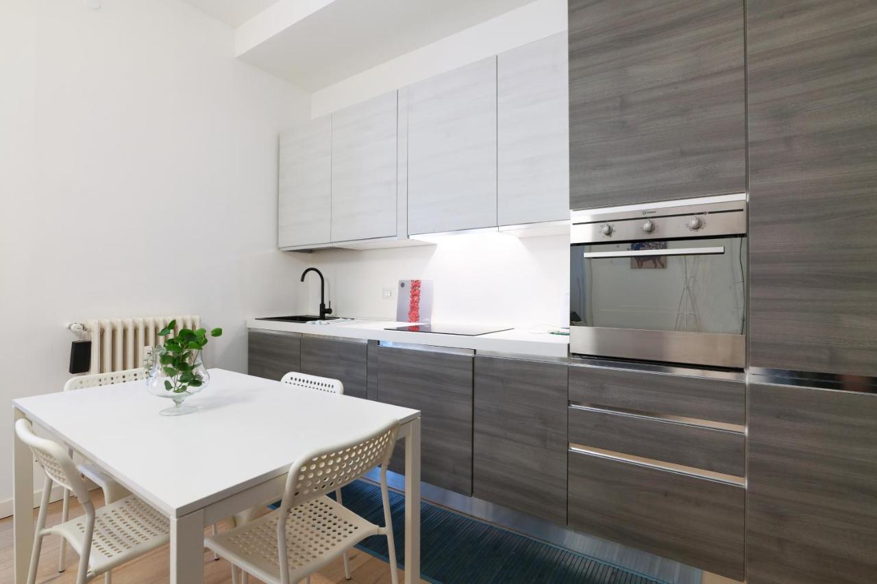 Appartement Primopiano - Copernico 10 à Milan Extérieur photo