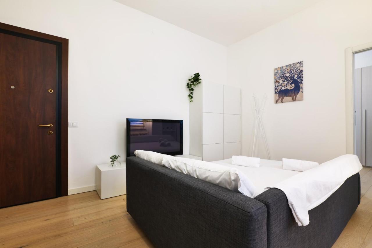 Appartement Primopiano - Copernico 10 à Milan Extérieur photo