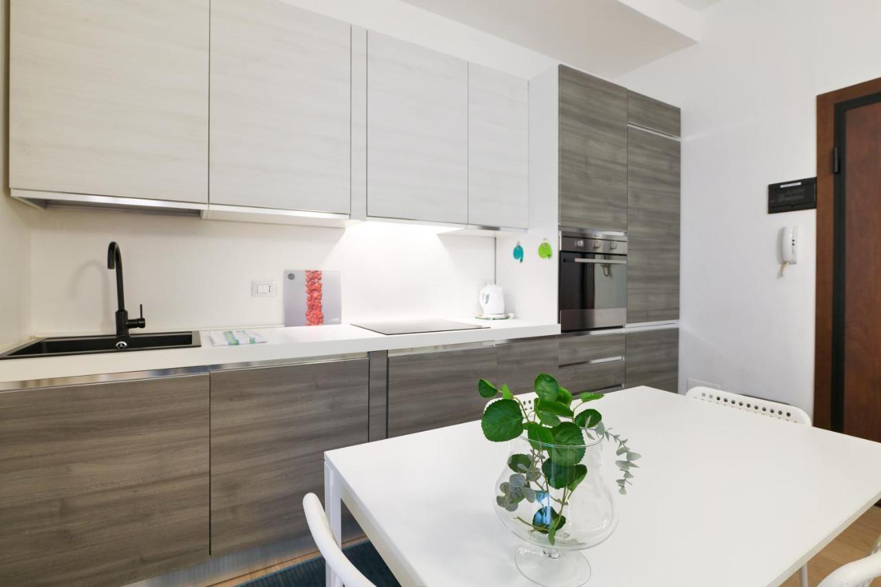 Appartement Primopiano - Copernico 10 à Milan Extérieur photo
