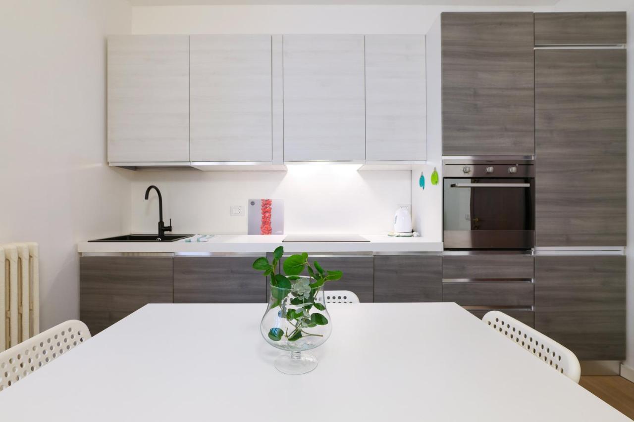 Appartement Primopiano - Copernico 10 à Milan Extérieur photo