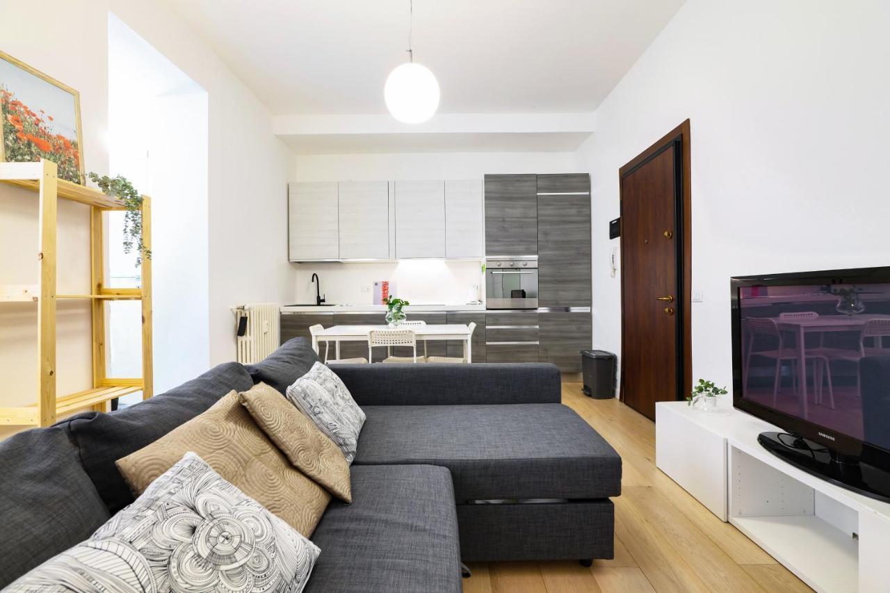 Appartement Primopiano - Copernico 10 à Milan Extérieur photo
