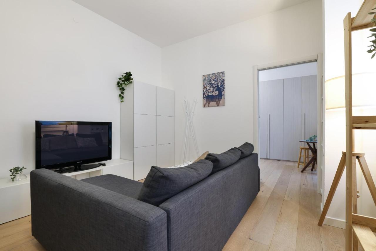 Appartement Primopiano - Copernico 10 à Milan Extérieur photo